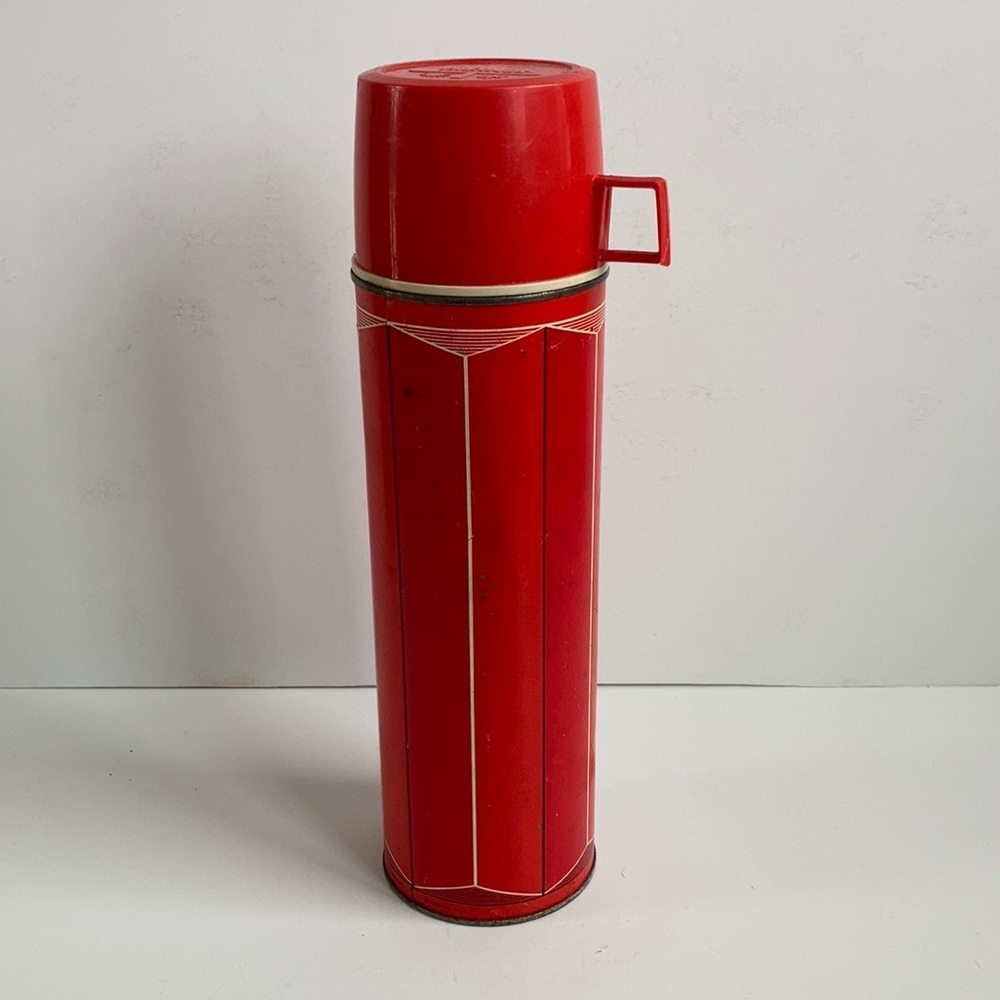 Vintage Thermos brand thermos red stripe 1974 King-Seeley Thermos Co.